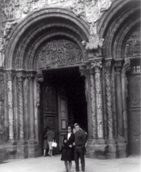 Tonio con Saruca en Santiago, a dónde iba, aprovechando los cierres de Facultades, en inolvidables viajes en auto-stop
