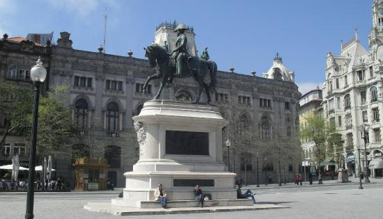 Monumento de Oporto en honor de don Pedro, ex emperador de Brasil, Pedro IV de Portugal.